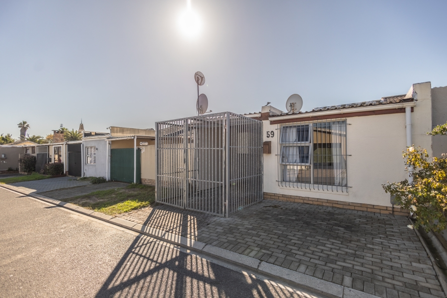 2 Bedroom Property for Sale in Belmont Park Western Cape